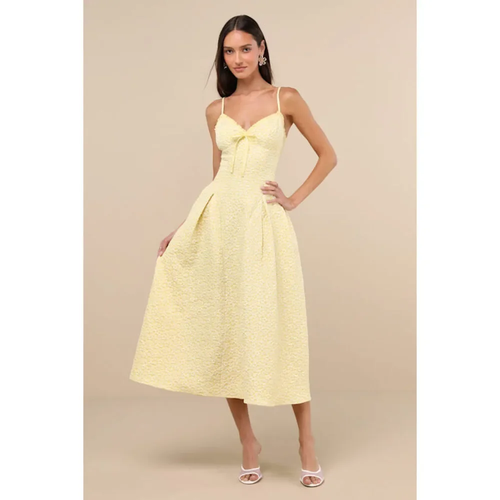 Lulus Ninetta Light Yellow Floral Jacquard Lace-up Midi Dress - Size M - Picture 1 of 3